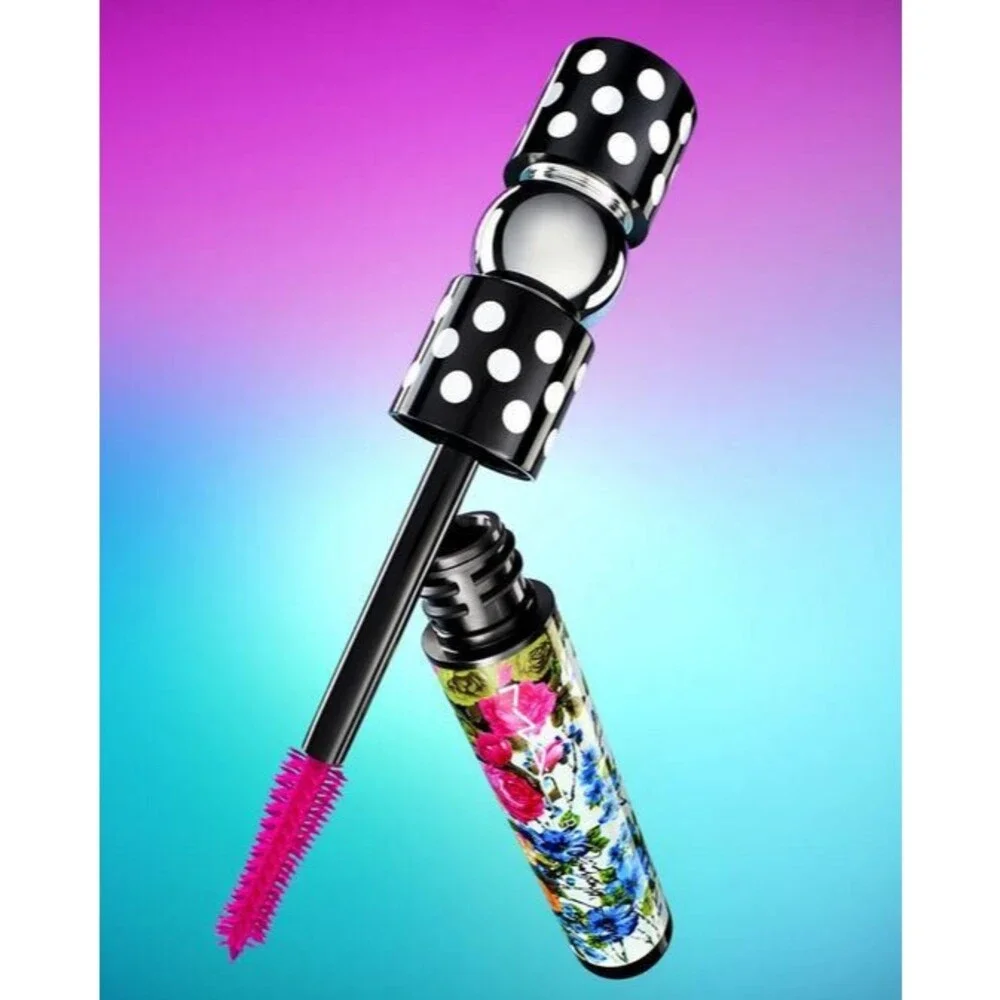 MACStack Mascara in Superstack Mega Brush - Black Stack ~Richard Quinn LE